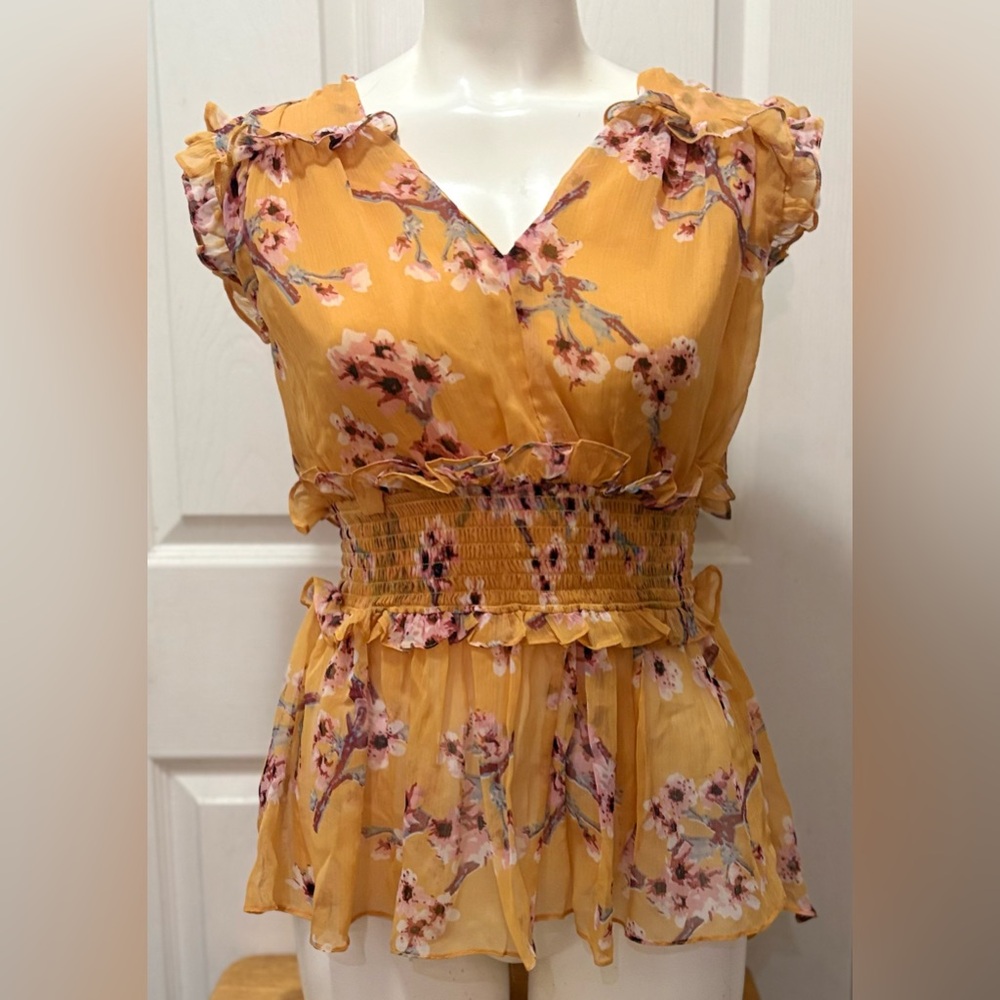 WALTER BAKER SMOCKED WAISTLINE PEPLUM YELLOW MULTICOLOR TOP SIZE Small